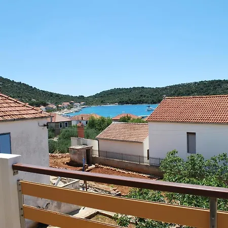 krevet i doručak Ivan 3*