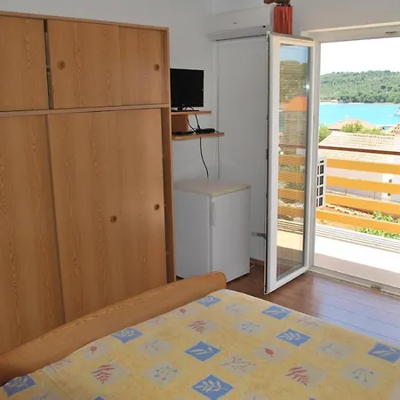 Ivan krevet i doručak 3*