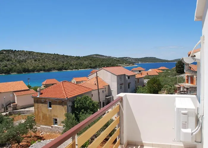 Ivan 3* 카프리예